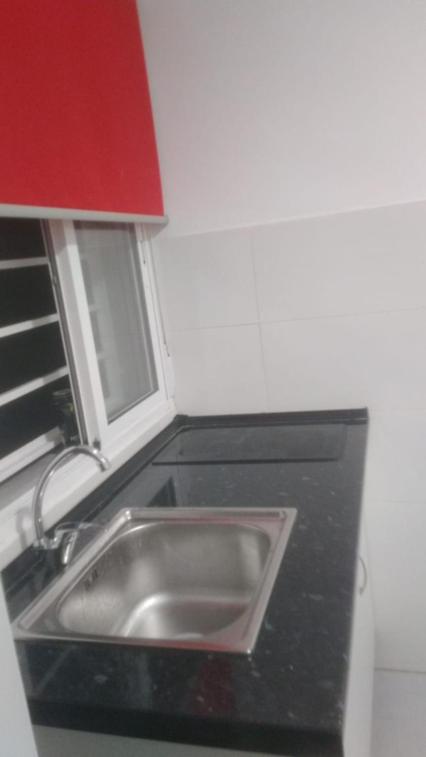 Estudio Encantador Cerca Del Carrefour Rosaleda 1 Málaga Buitenkant foto